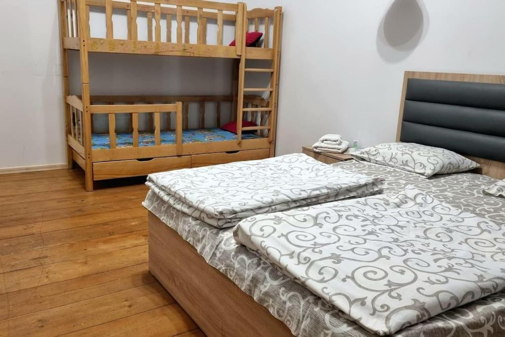 Ferienwohnung Flat In Gjumri Exterior foto